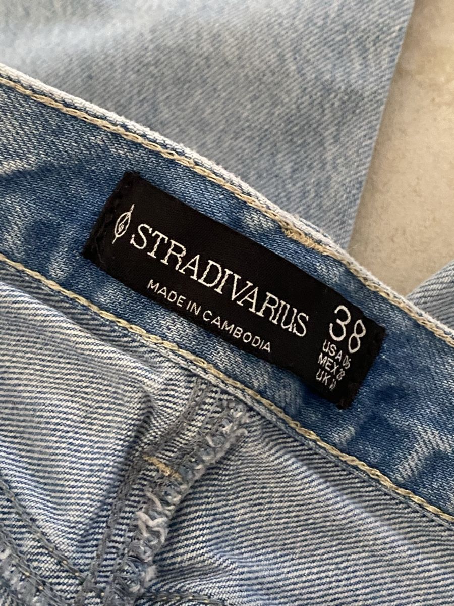 Stradivarius Jeans: Jeans Stradivarius taille 38 bleu clair – Nuovo (secondo la descrizione) da Aigle venduto da Celina28 4