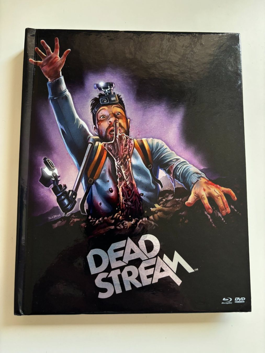 Tous les DVDs: DEAD STREAM - Mediabook - Found Footage – D'occasion à Luzern par cole.trickle