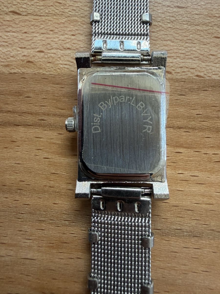 Montres: Armbanduhr – Neuf (Voir description) à Grenchen par Bastet007 2
