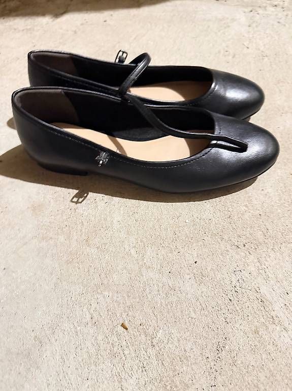Damenschuhe: Tamaris Balerinas size 38 leather  – Gebraucht aus Zürich von ioa_75n8 1