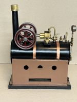 Dekorative Dampfmaschine für die Vitrine