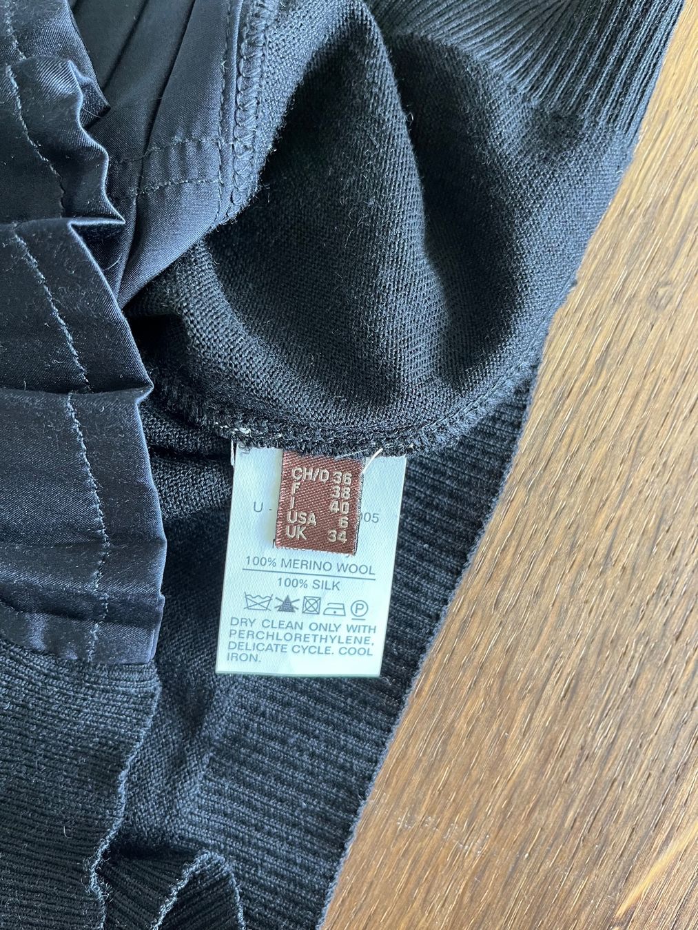 Bally Maglioni & Felpe: BALLY Merino und Seiden Pullover Gr. 36 - NEU – Nuovo (secondo la descrizione) da Zollikofen venduto da spunk65 6
