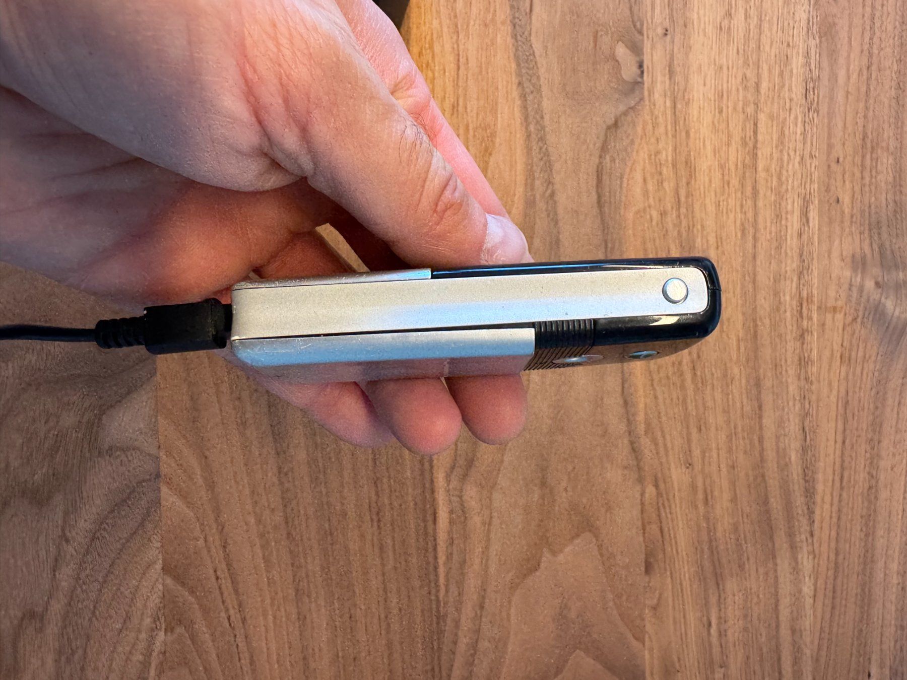 Ericsson Telefoni cellulari / Smartphones: Sony Ericsson T610, inkl. Ladegerät – Usato da Wetzikon ZH venduto da DonJuon 4