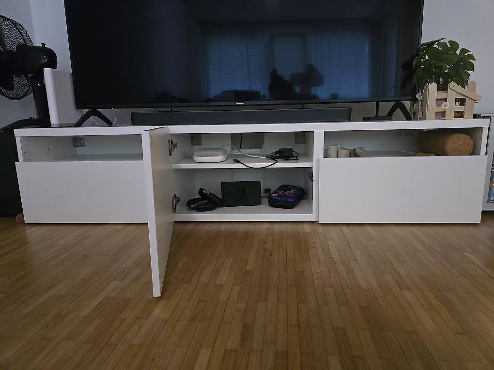 Ikea TV Möbel: TV Möbel – Gebraucht aus Urtenen-Schönbühl von fabienne_schmid 1