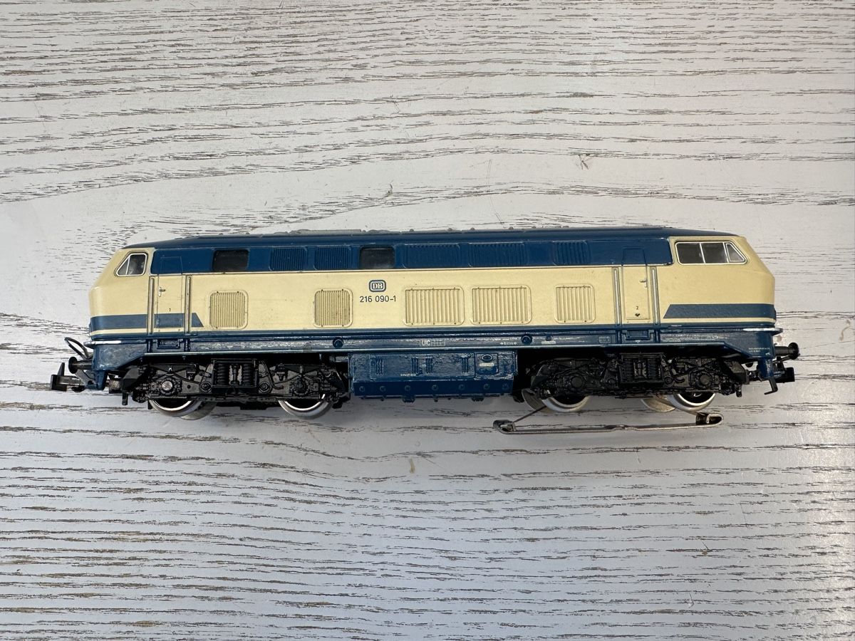 Märklin Modellini di ferrovie: Märklin 3074 DB BR 216 digital – Usato da Lupsingen venduto da New-Haven 2