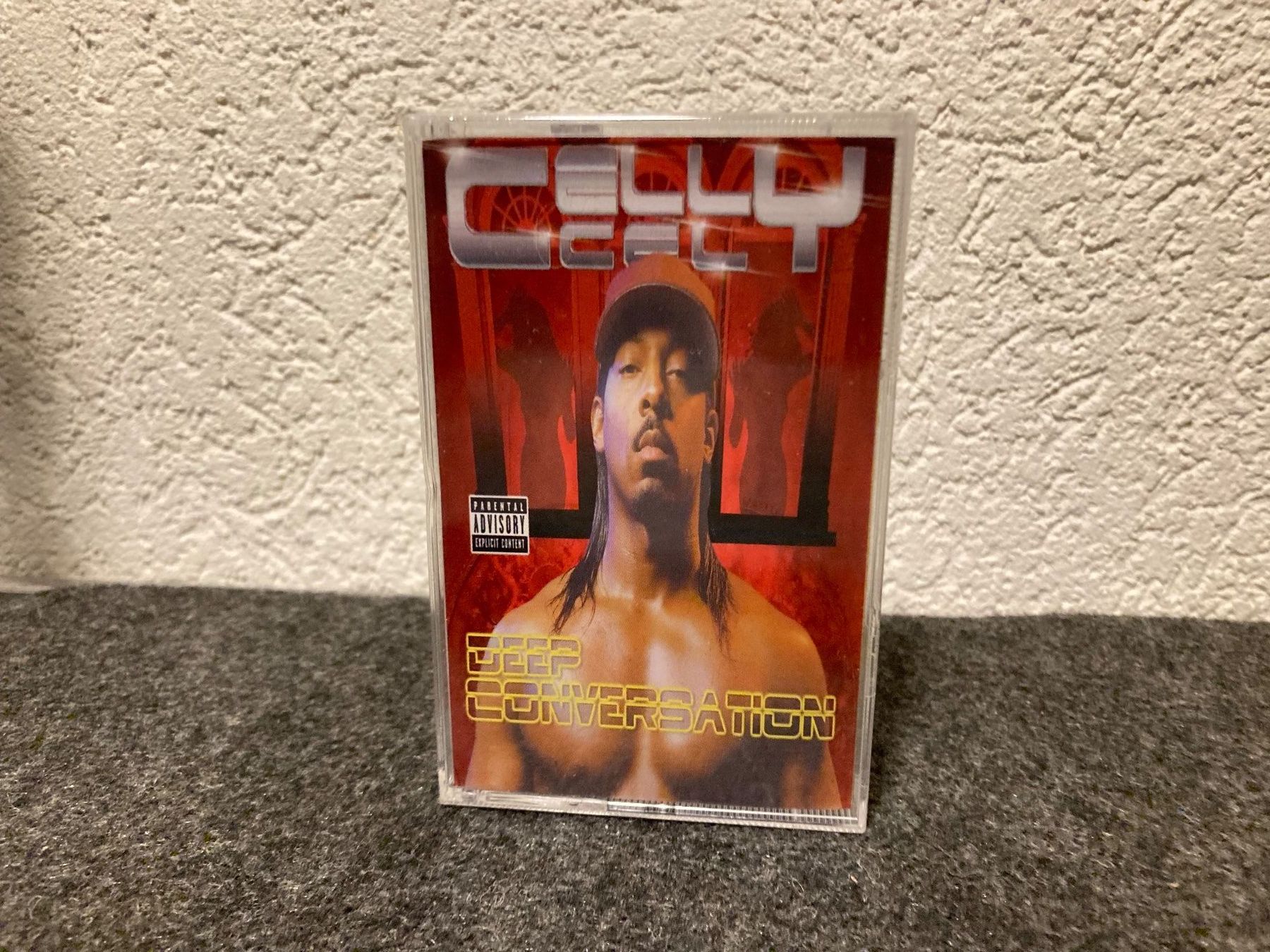 Musicassette: Celly Cel - Deep Conversation (MC) – Nuovo e nell'imballaggio originale da Fribourg venduto da Karushi