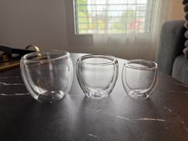 Doppelwandige Gläser-Set, 18 Stk., gut erhalten, Sommer-Hit