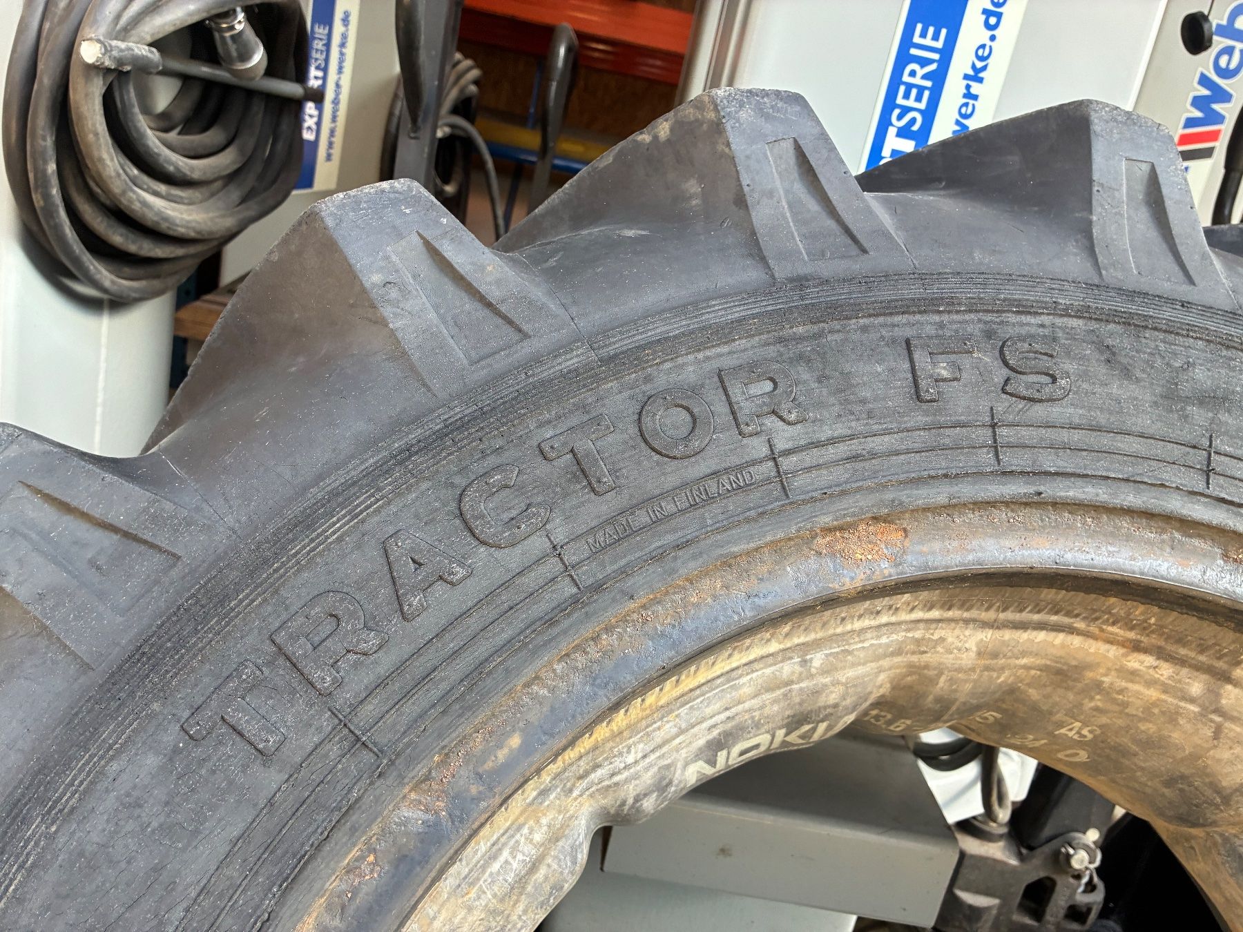 Tracteurs: Traktorreifen – D'occasion à Hünenberg par mel_22z6 4