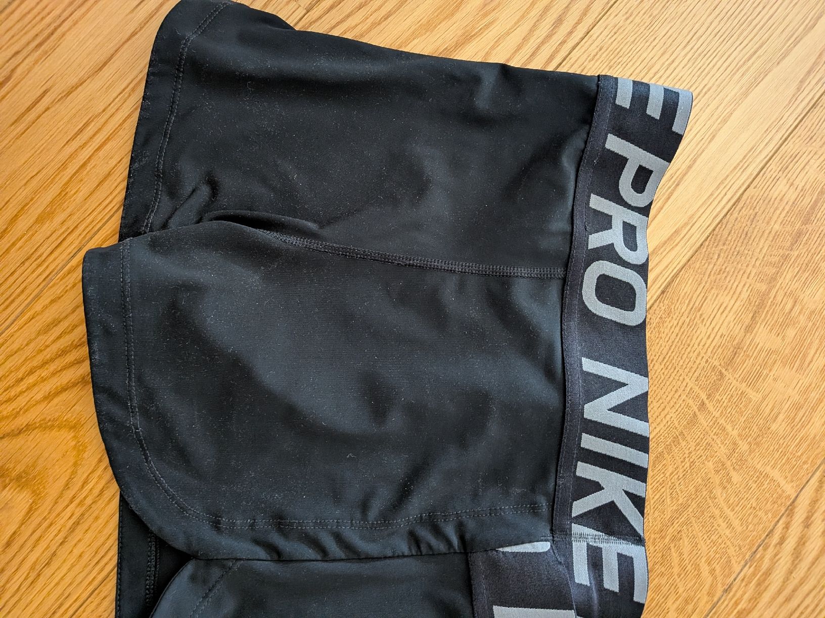 Nike Hosen: Shorts Nike Pro schwarz Grösse S  – Gebraucht aus Winterthur von Prishy 2