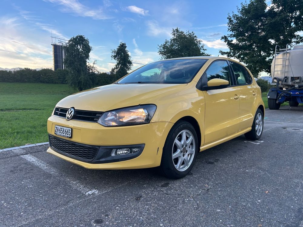 VW Polo 6R / ab MFK / Standheizung und Angängerkupplung (Gebraucht) in ...