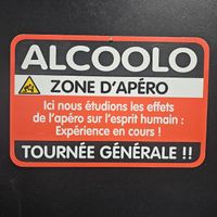 Pancarte humoristique "Alcoolo Zone d'Apéro" décorative