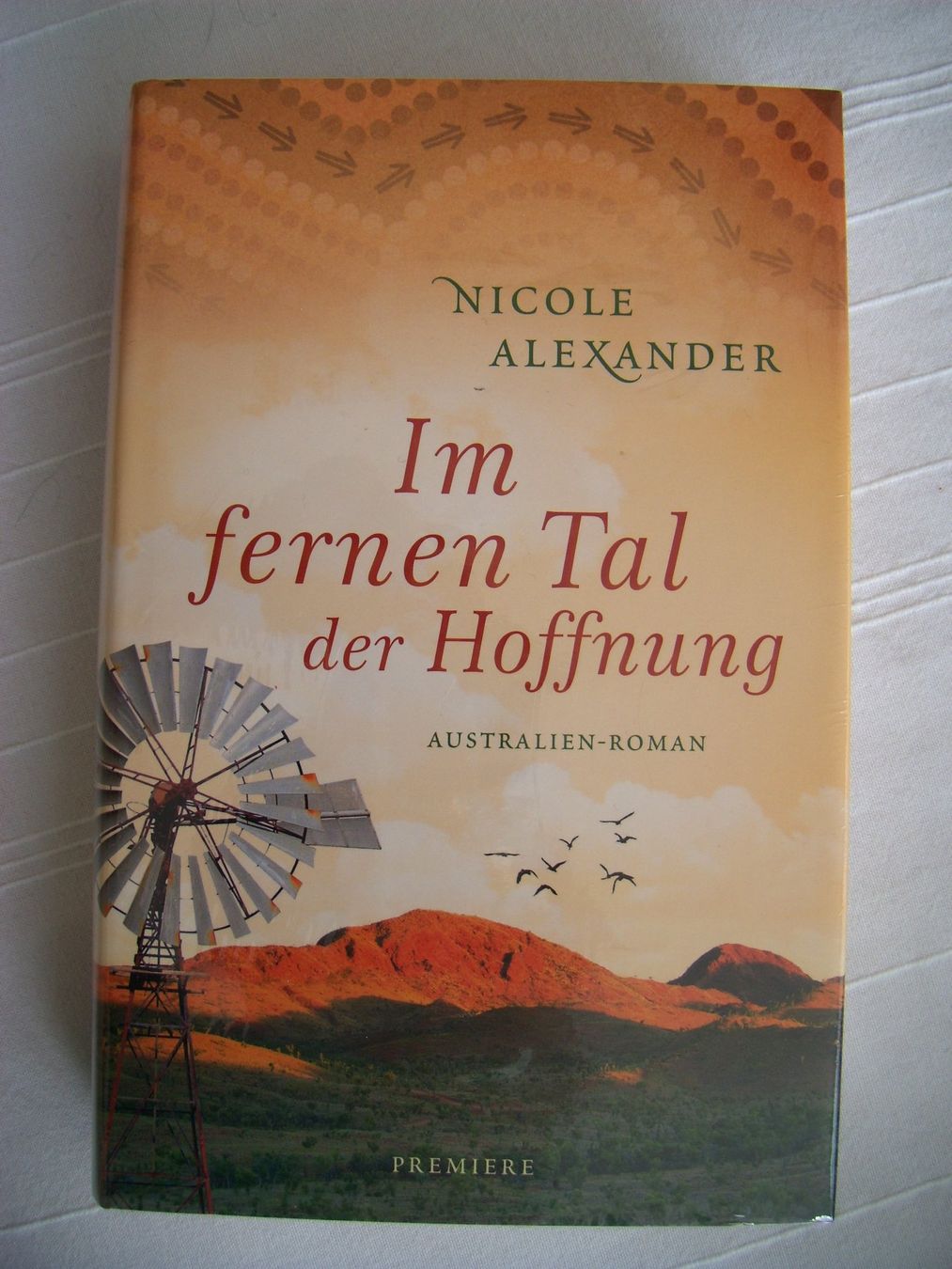 Libri: Im fernen Tal der Hoffnung - NEU – Nuovo e nell'imballaggio originale da Nussbaumen AG venduto da Sumopi