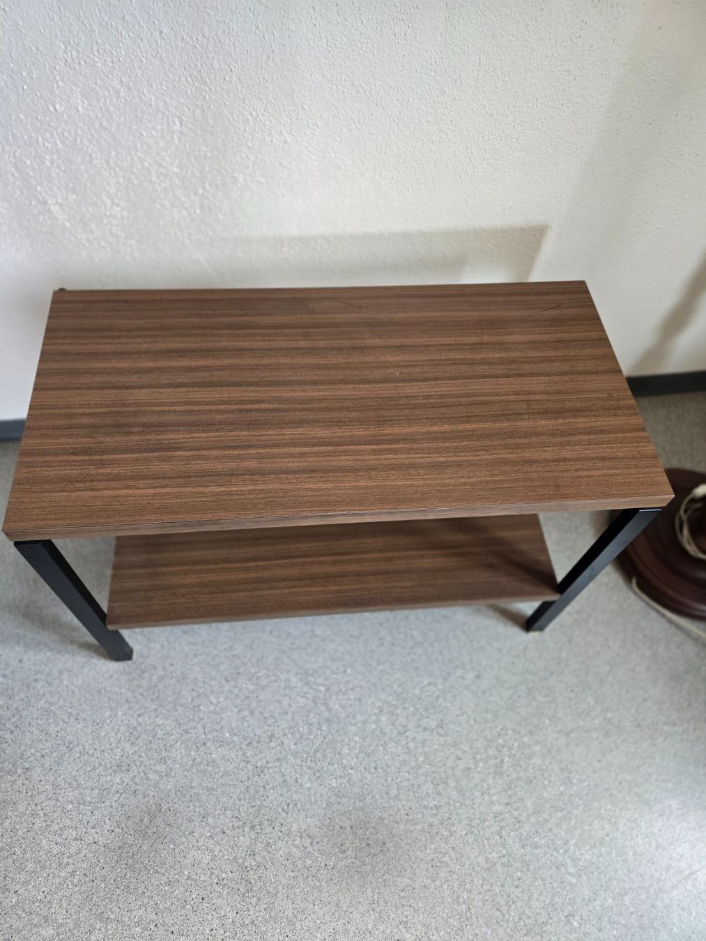 Mobili TV: Praktischer Beistelltisch – Usato da Winterthur venduto da Winthertur84 1