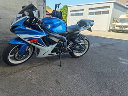 Originale perfekt erhaltene Suzuki GSX-R 600