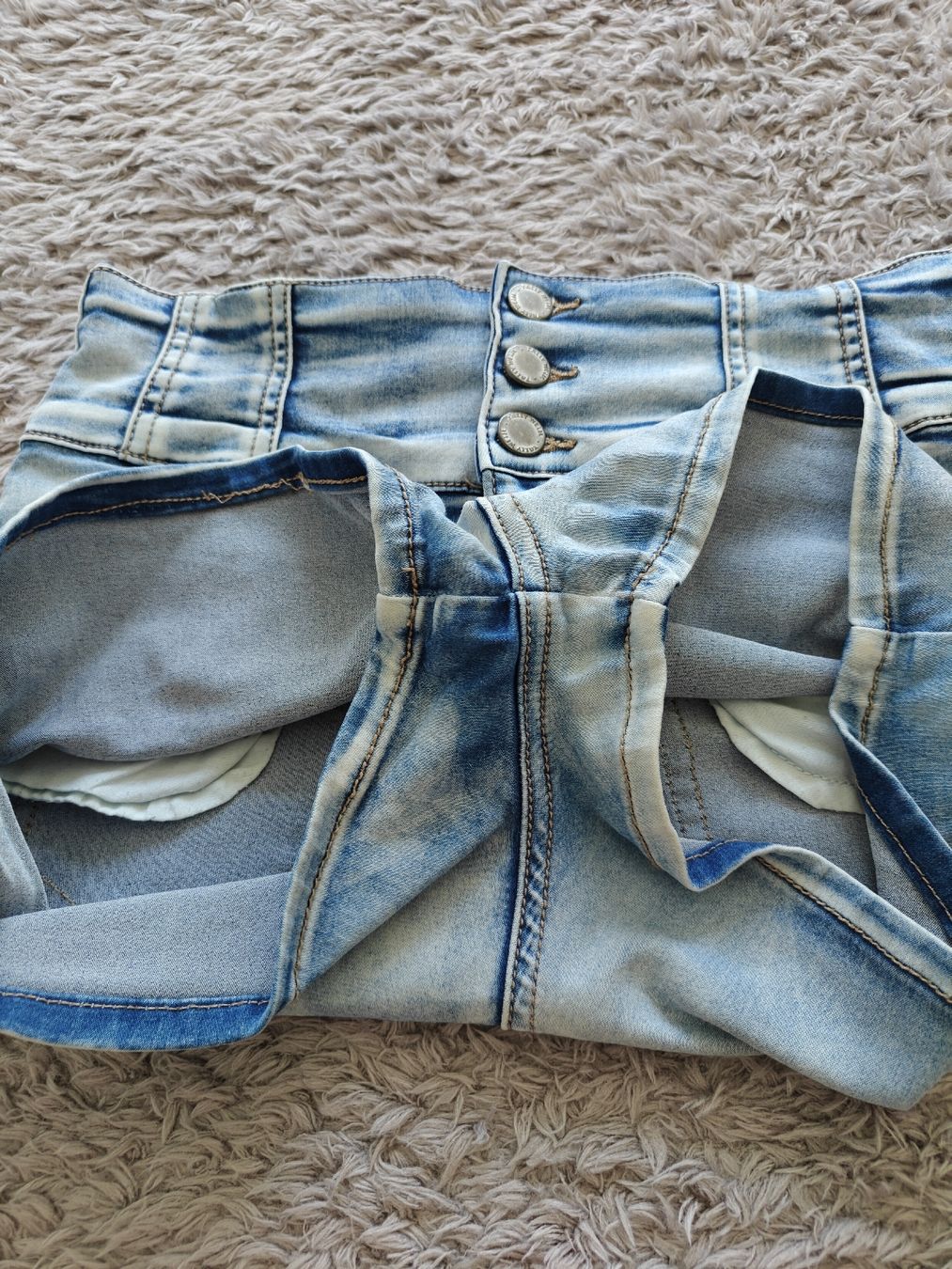 Tally Weijl Hosen: Hot Pants / Shorts  – Gebraucht aus Pieterlen von Saemelili 3