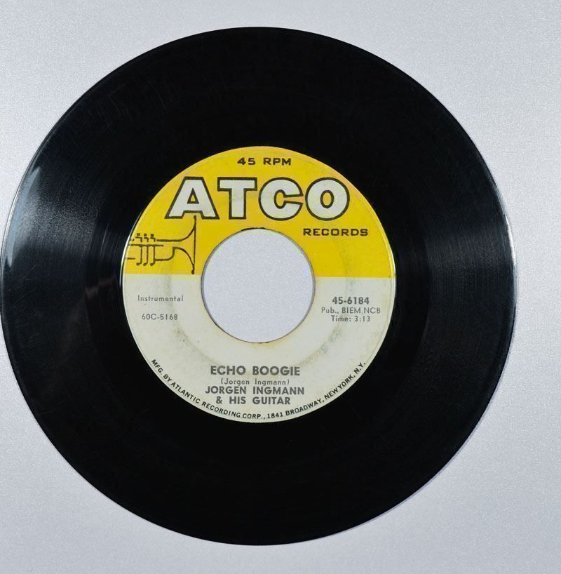 Schallplatten: Single: JORGEN INGMANN - Apache – Gebraucht aus Frenkendorf von Yard-Sale-2000 2