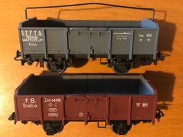 2x Rivarossi FS Hochbordwagen 1x mit Spriegelstange
