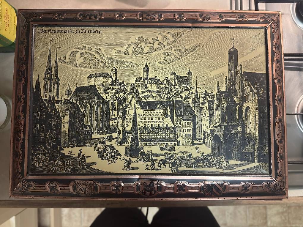 Truhen: Vintage Blechtruhe Nürnberg  – Gebraucht aus Zürich von 2-m. 1