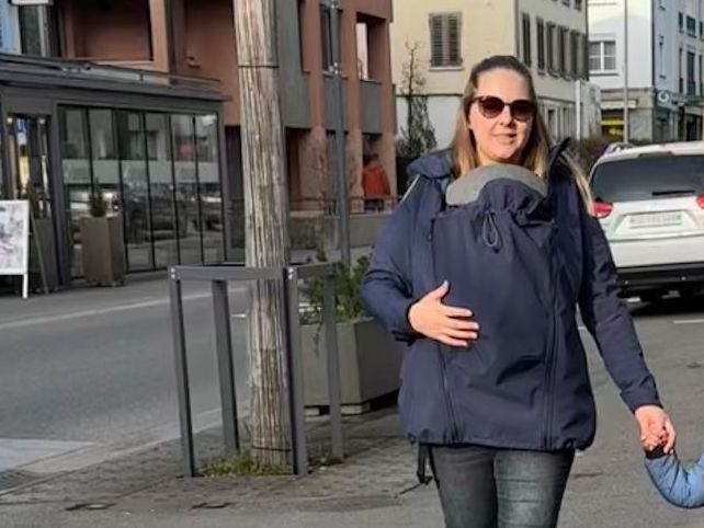 Mamalila Jacken: Tragejacke Mamalila, Gr. S – Gebraucht aus Flawil von kramer 5