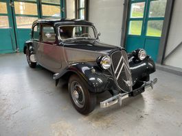 Citroen Traction 11
