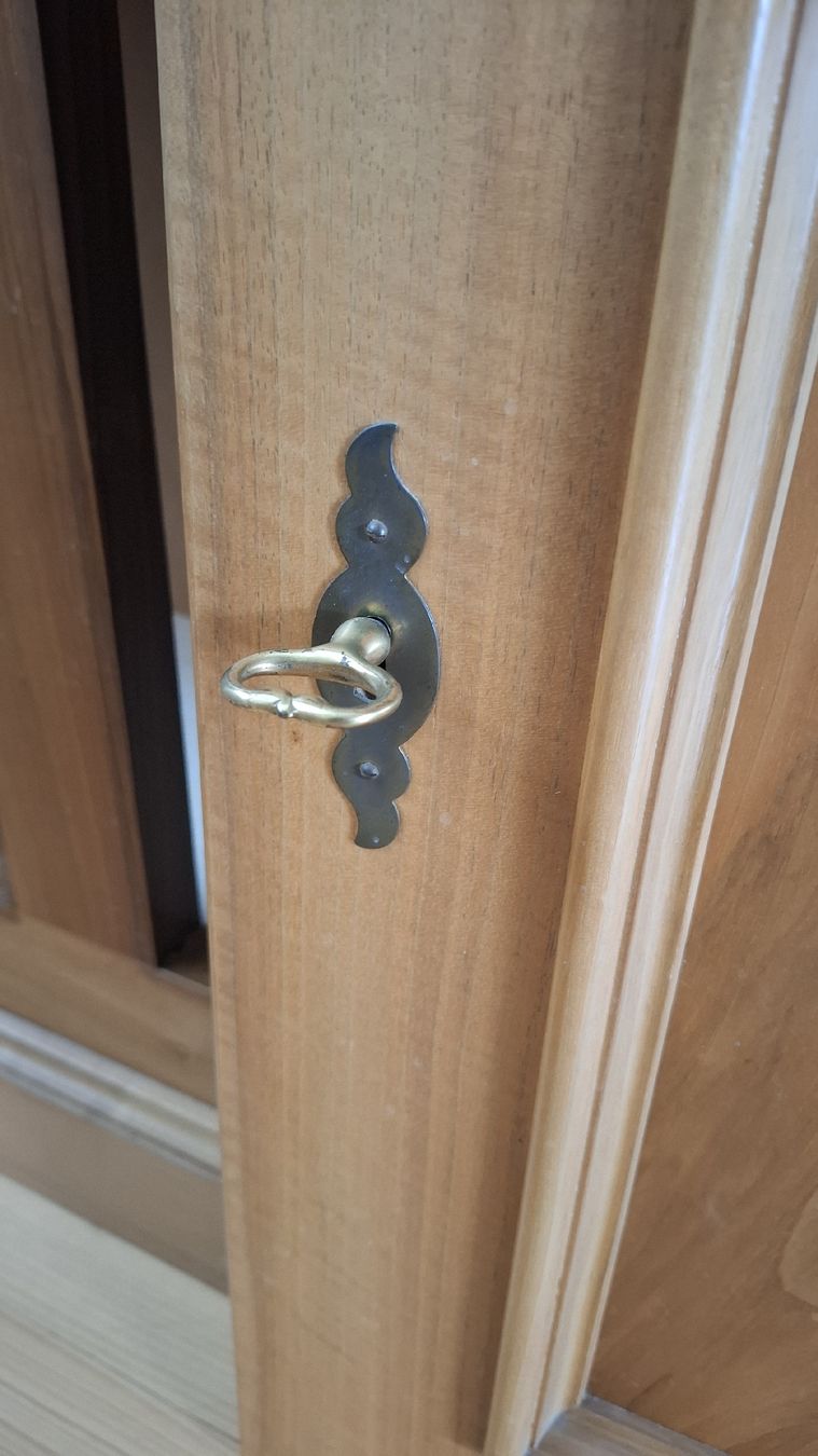 Cadenas: 2 Möbelschlösser ESA normal  – D'occasion à Wabern par Azzulitta 3