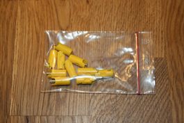 Märklin 71412 Stecker gelb, 10 St.