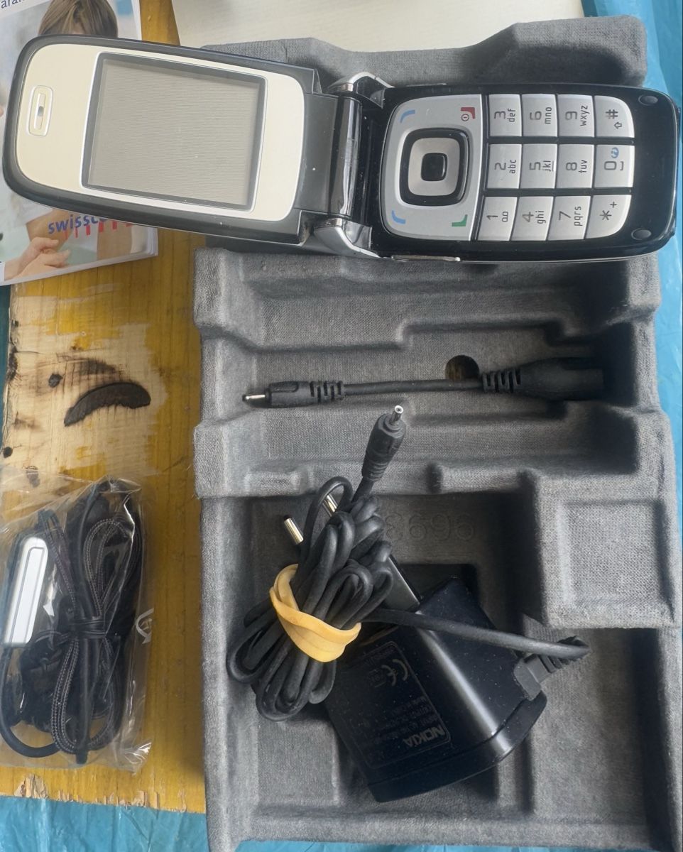 Nokia Telefoni cellulari / Smartphones: NOKIA 6101 – Usato da Grenchen venduto da faz_qgf2 4