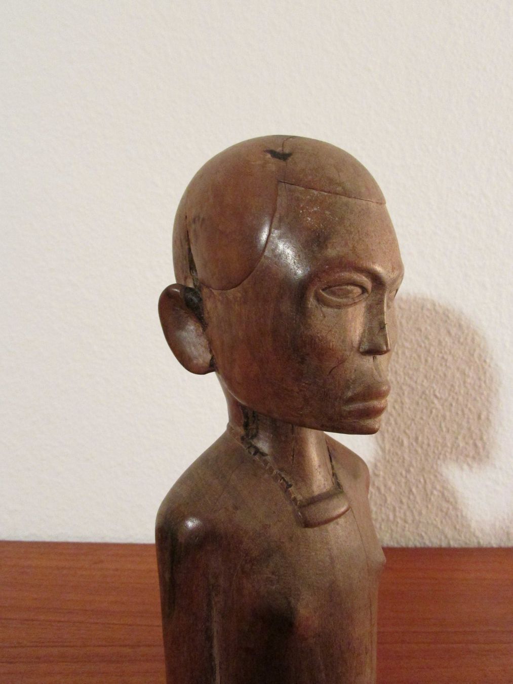 Skulpturen & Statuen: Afrikanische Holzfigur Tribal Art handgeschnitzt – Gebraucht aus Zollikofen von Flavabana 6