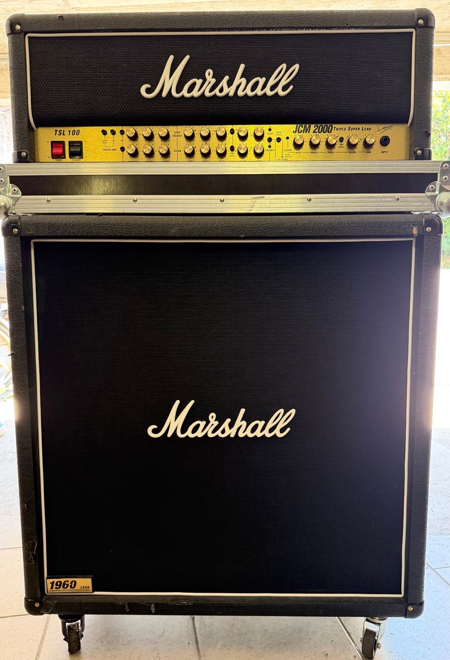 Marshall Amplificateurs: Marshall JCM 2000 TSL 100W + Cab and flight case (head) – D'occasion à Bavois par pabstudio70