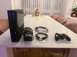 Xbox 360 mit ganzem Zubehör
