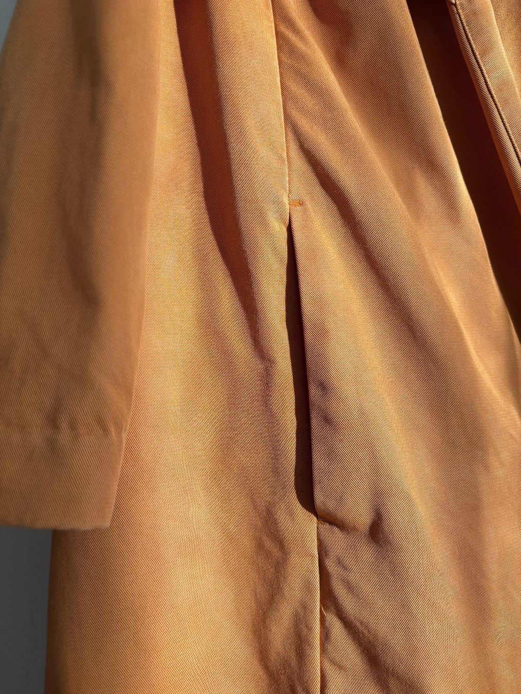 H&M Cappotti: Viskose-Trenchcoat mit Gürtel – Usato da Niederrohrdorf venduto da Madoqua 5