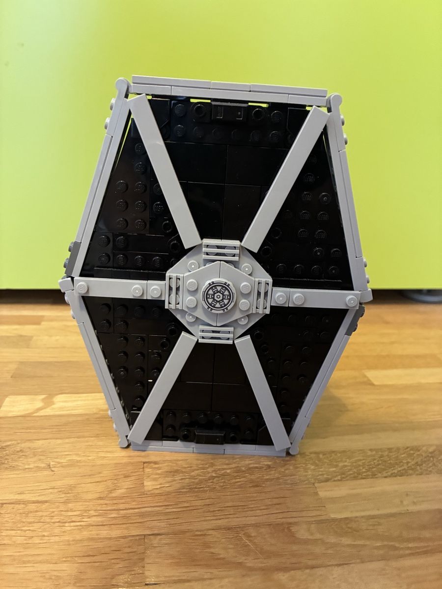 Lego Kit di costruzioni: Star Wars Tie Fighter – Nuovo (secondo la descrizione) da Lausanne venduto da zol_btv9 2