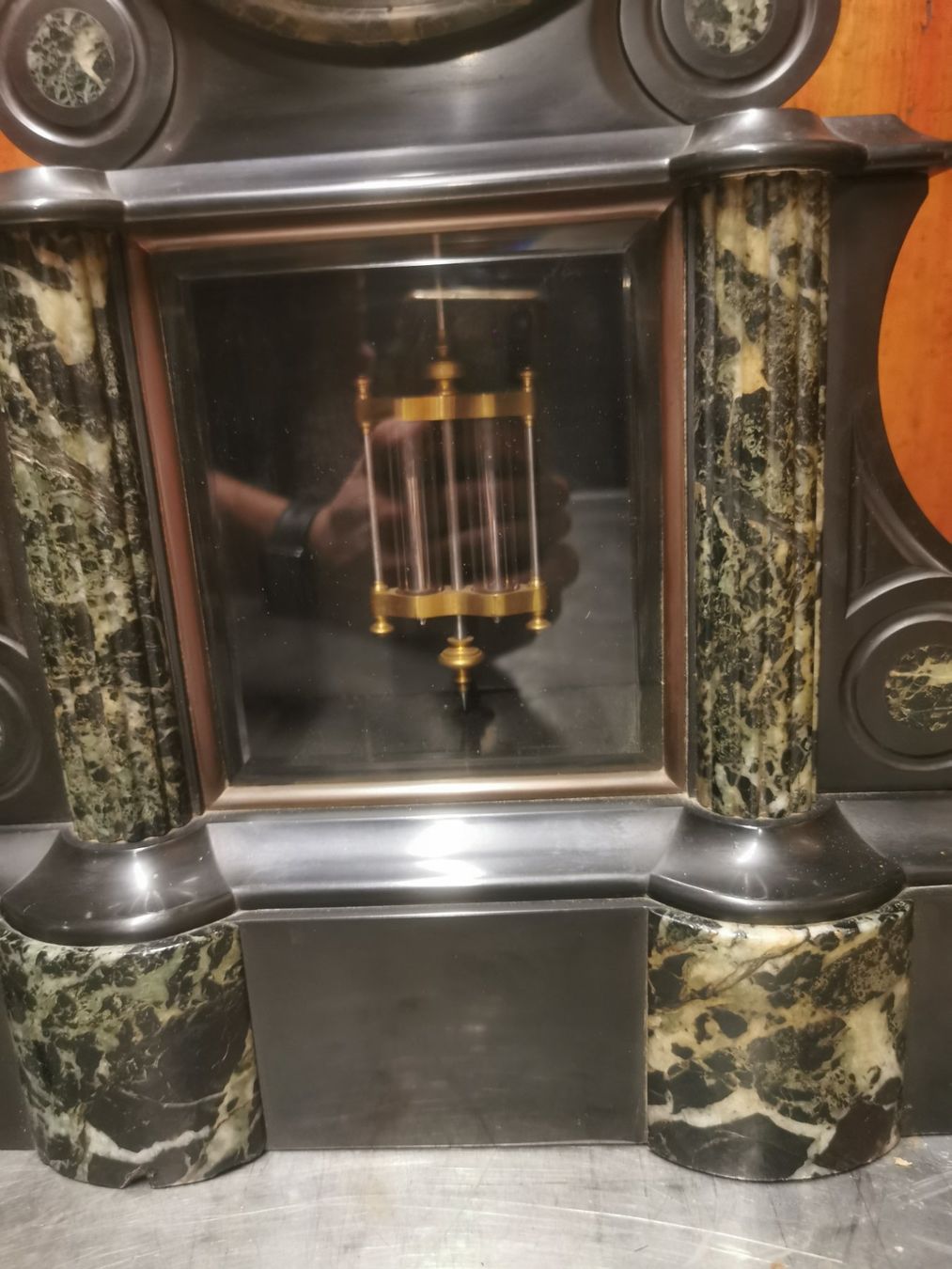 Orologi da terra & Orologi da parete: Garniture de cheminée Marbre Noir et Vert – Usato da Wittenheim venduto da LeGrenierdeSam 2
