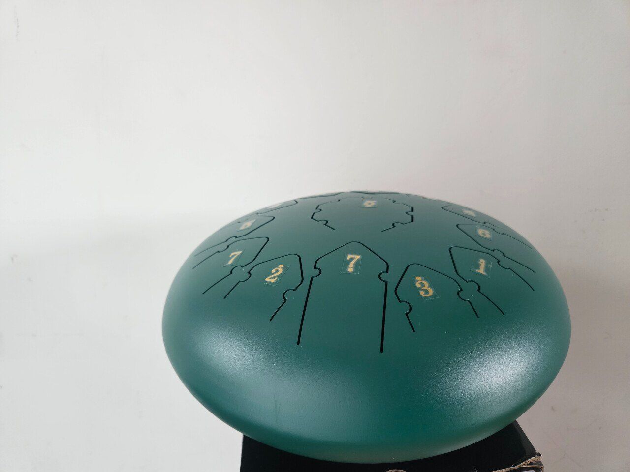 Strumenti musicali: Steel Tongue Drum – Usato da Winterthur venduto da Fidji2000 1