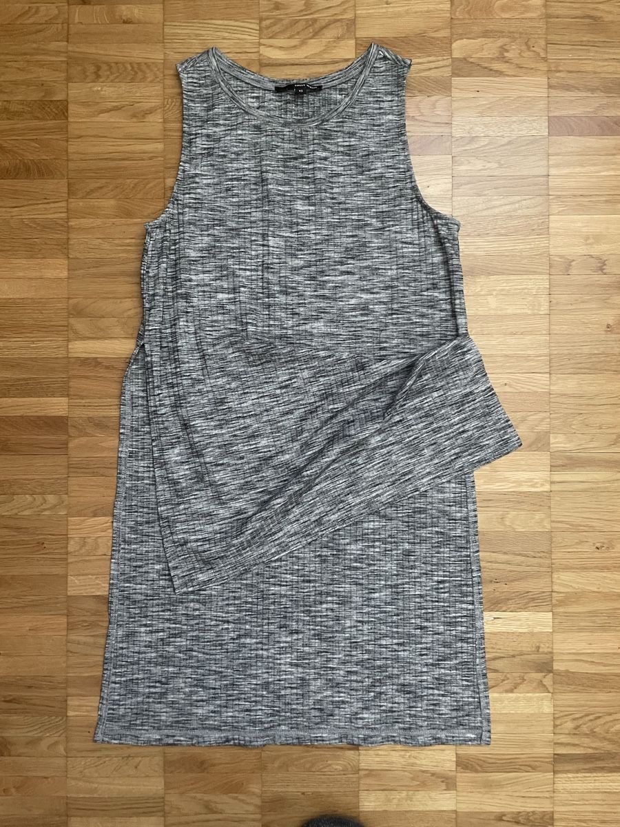 Tally Weijl Top: Top gris – Nuovo (secondo la descrizione) da Pont-de-la-Morge (Sion) venduto da hel_bh28 1