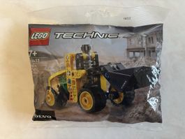 LEGO Technic Volvo Radlader 30433 ungeöffnet