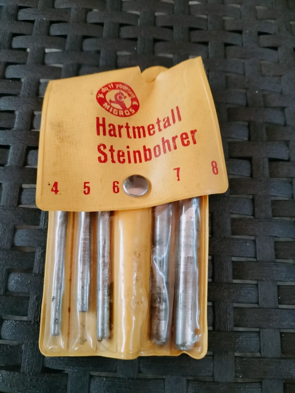 Tutti gli attrezzi: Steinbohrer – Usato da Langnau im Emmental venduto da Ramona910