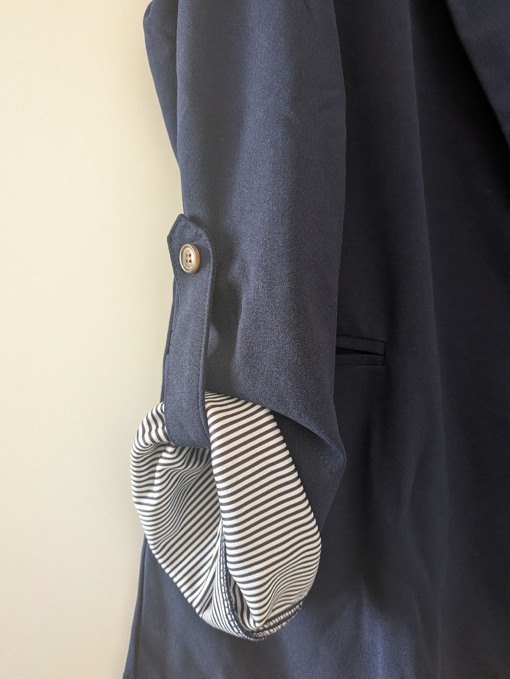 Giacche: Blazer bleu marine élégant, taille 50-52 – Usato da Sion venduto da gui_pk7g 1