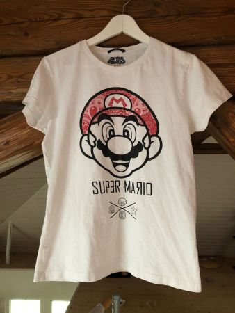 NINTENDO Super Mario Herren T-Shirt M > S Slim Fit Shirt