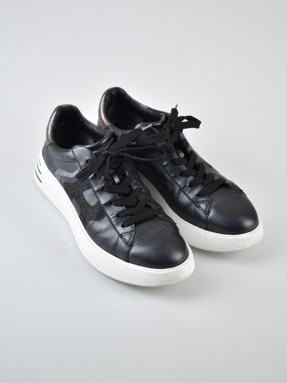 Hogan Scarpe da donna: Hogan Rebel Sneaker, schwarz, Leder, Gr.41 – Usato da Nürensdorf venduto da 2ND_STORY 1