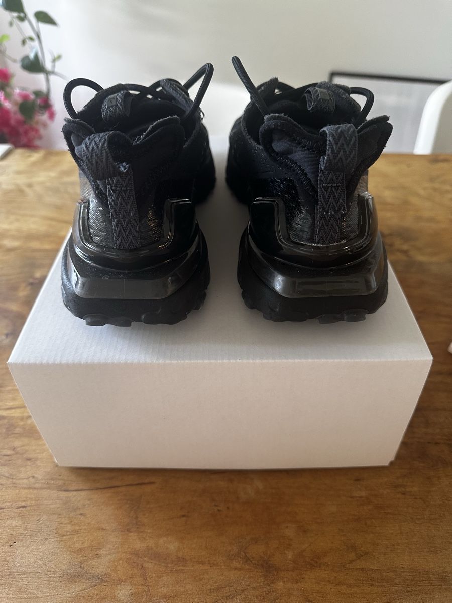 Nike Chaussures hommes: Baskets Nike React Vision D/MS/X noir taille 38.5 – D'occasion à Châtelaine par Alexandra.jankowski 4