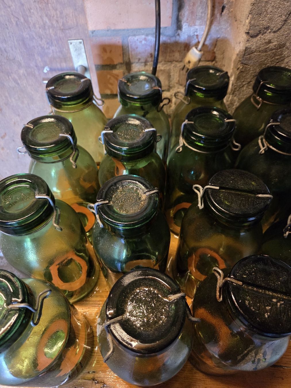 Bülacher Contenitori & Simili: Bülacher und Helvetia Einmachgläser – Usato da Burgdorf venduto da lora_o 1