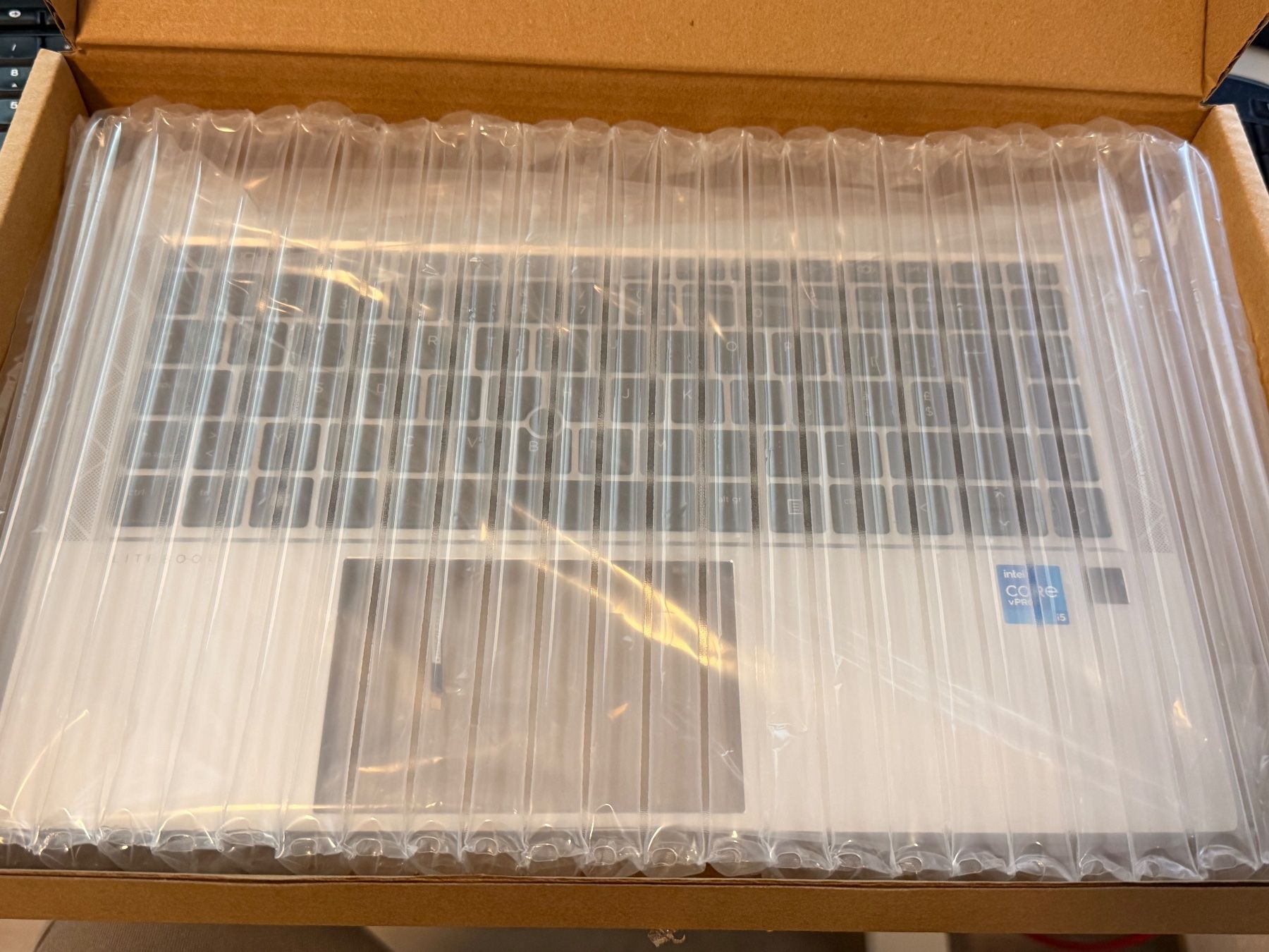 Claviers: HP Fabrikneu Notebook Tastatur HAMMMER PREIS – Neuf avec emballage d'origine à Dietikon par lucignolo_2013 1