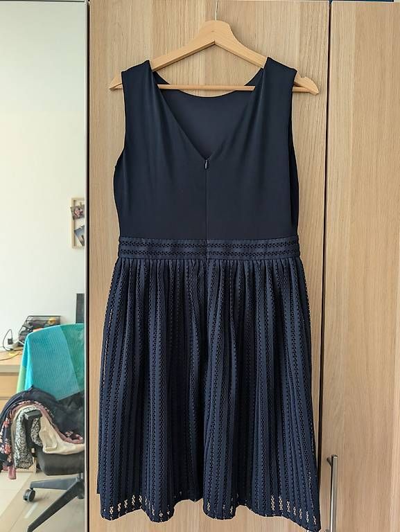 Vestiti: Kleid von Swing grösse 40  – Usato da Oberwil BL venduto da lisagautschi 1