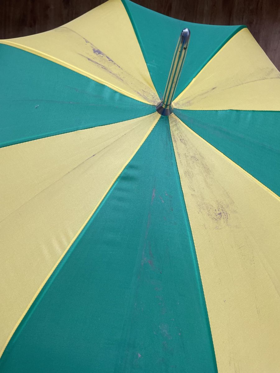 Ombrelli: Brazil Regenschirm – Usato da Zürich venduto da daria_m 4