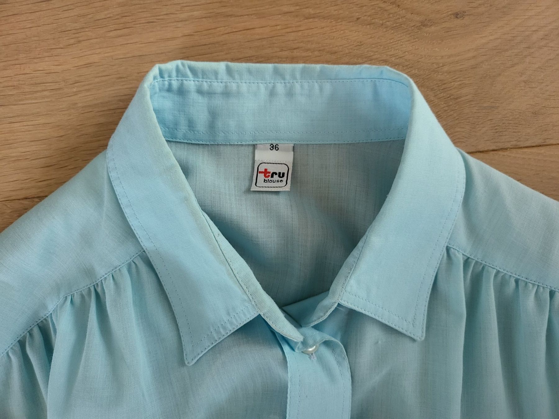Camicette: Bluse türkis Damen – Usato da Horgen venduto da 2CH70 1
