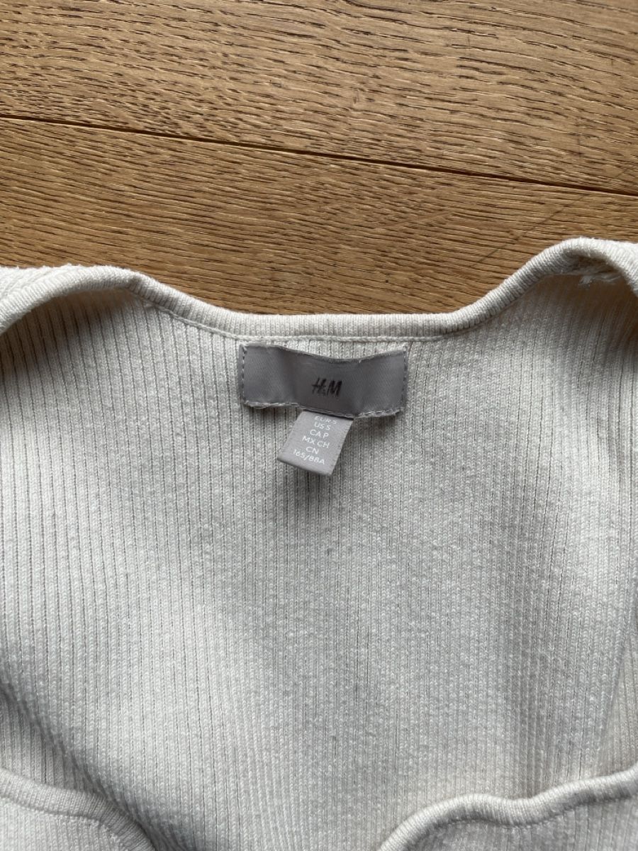 H&M Maglioni & Felpe: H&M Langarmshirt in Creme, Grösse S – Usato da Winterthur venduto da nstau 1