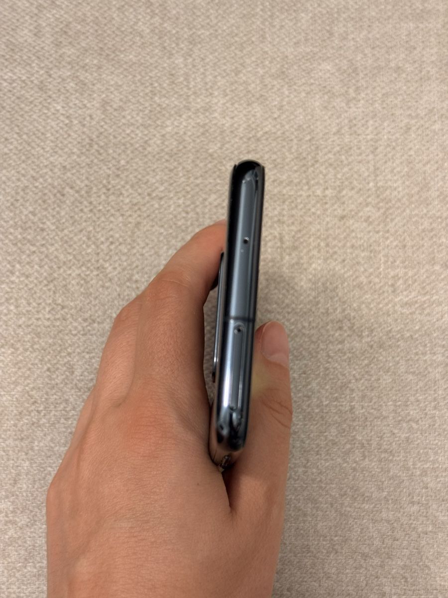Samsung Portables: Samsung S10E – D'occasion à Einigen par iva_86t8 5