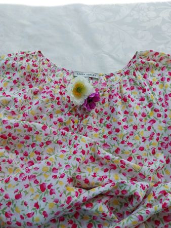Kleid LAURA ASHLEY,CH-Gr.38,120 Fr.