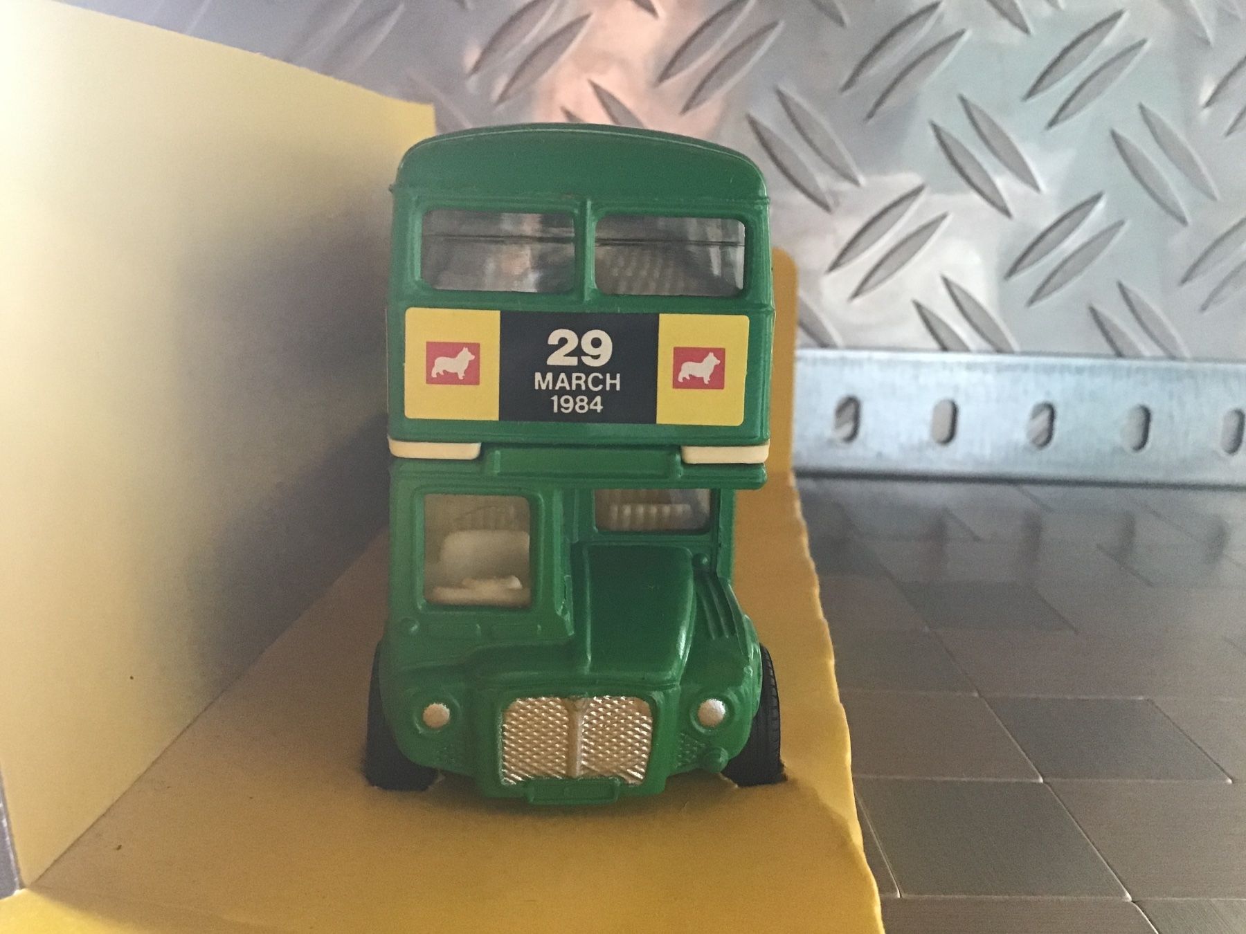 Corgi Toys Kit di modellismo & Modellini statici: THE NEW CORGI COMPANY – Usato da Männedorf venduto da Spezial-Modelle 1
